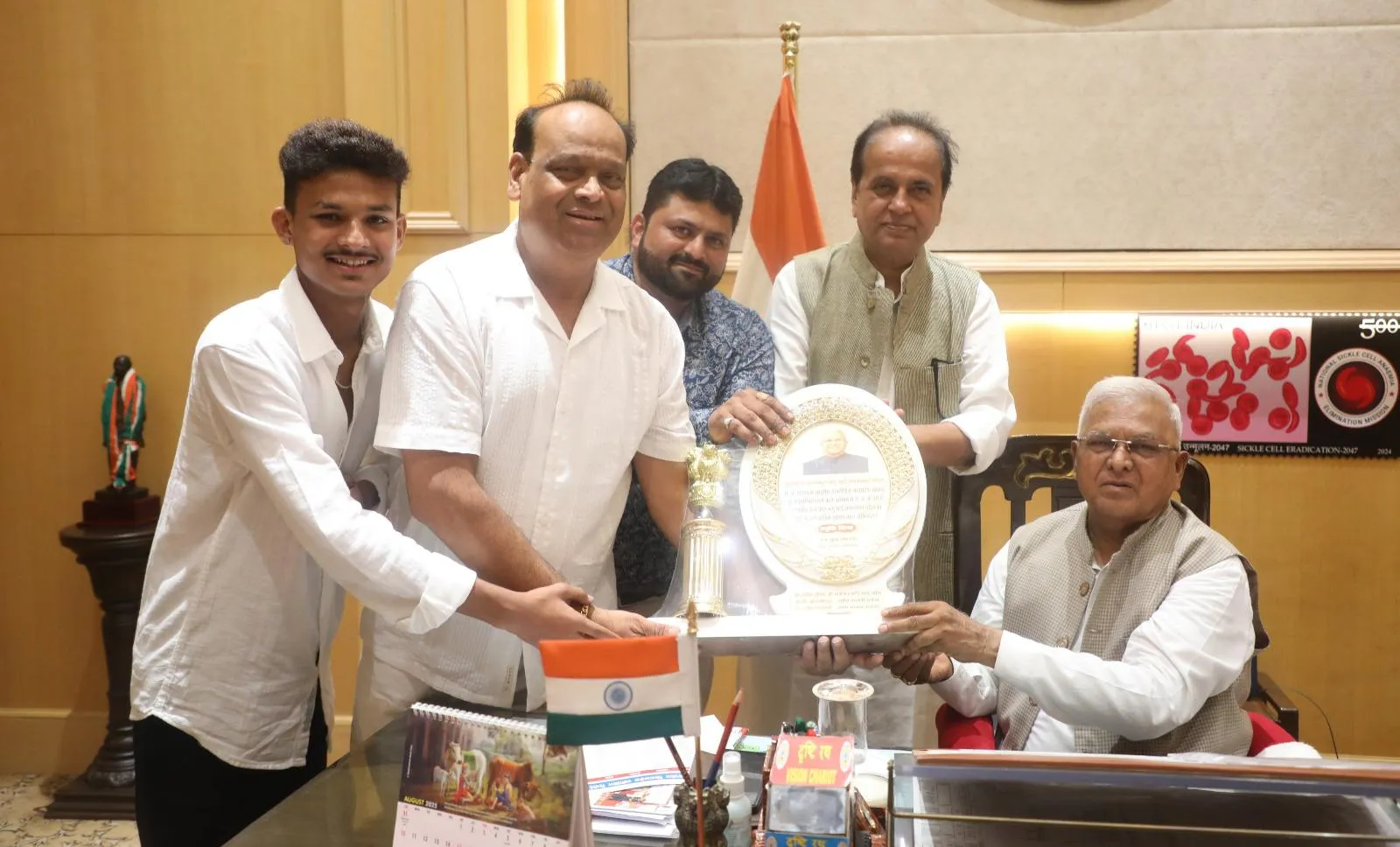 Aahan Jain Meeting MP Governor